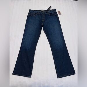 NWT - Lucky Brand Classic Blue Jeans
